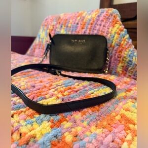 🍁🍁Kate Spade New York  Black Leather Double Zipper Pouch Crossbody- NWOT